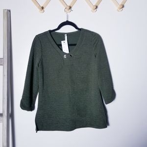 NWT NY COLLECTION OLIVE BLOUSE SIZE SMALL